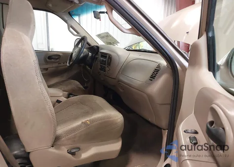 2000 Ford F-150 Lariat/Work Series/Xl/Xlt из США, поврежденный, VIN 1FTRX17W4YNB67723